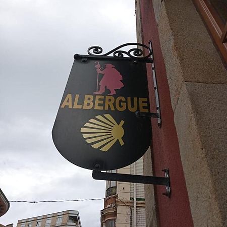 Albergue De Peregrinos Villa De Luarca Bagian luar foto