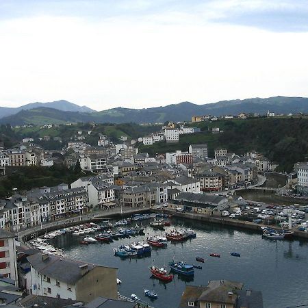 Albergue De Peregrinos Villa De Luarca Bagian luar foto