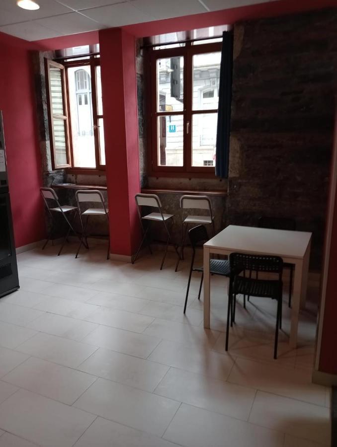 Albergue De Peregrinos Villa De Luarca Bagian luar foto
